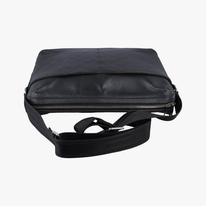 Louis Vuitton Calypso MM Noir Damier Infini — view 8