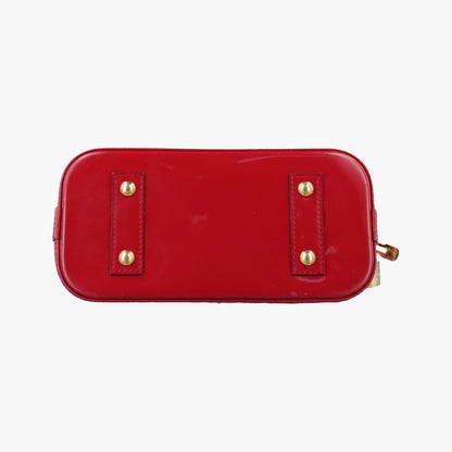 Louis Vuitton Alma BB Pomme D'amour Vernis Handbag — view 3