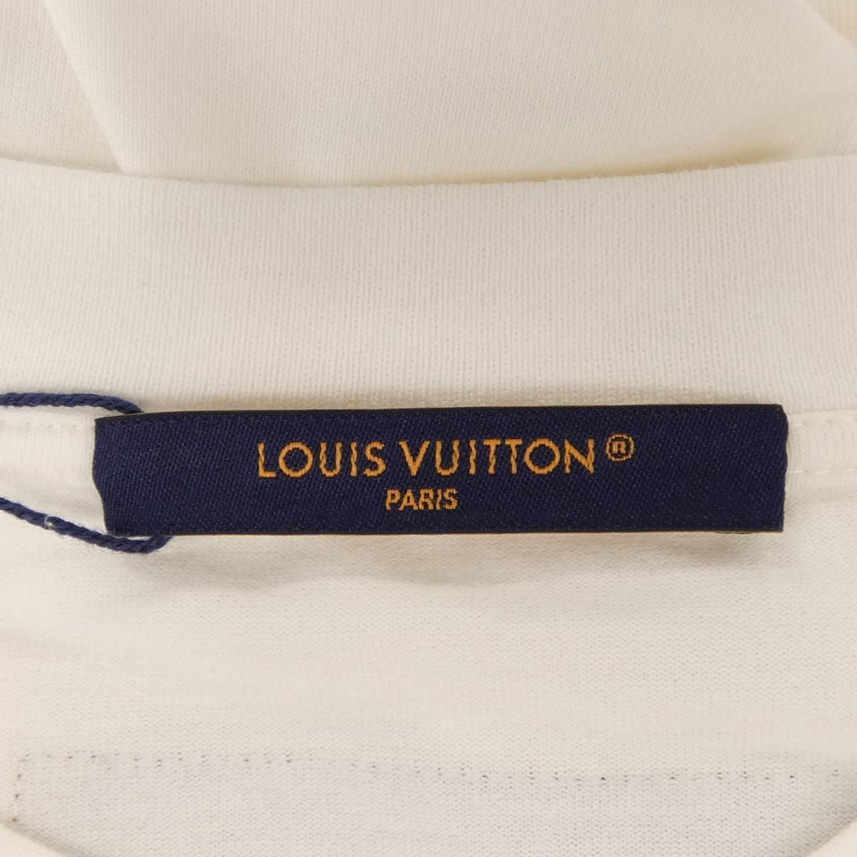 Louis Vuitton Embossed Lvt T-Shirt — view 3