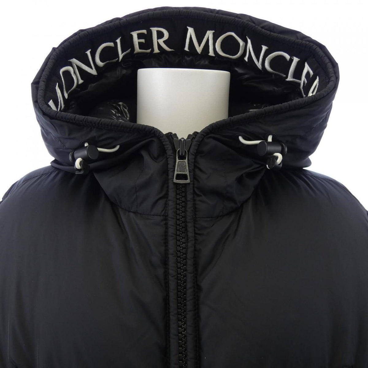 Moncler Montcla Down Jacket — view 6