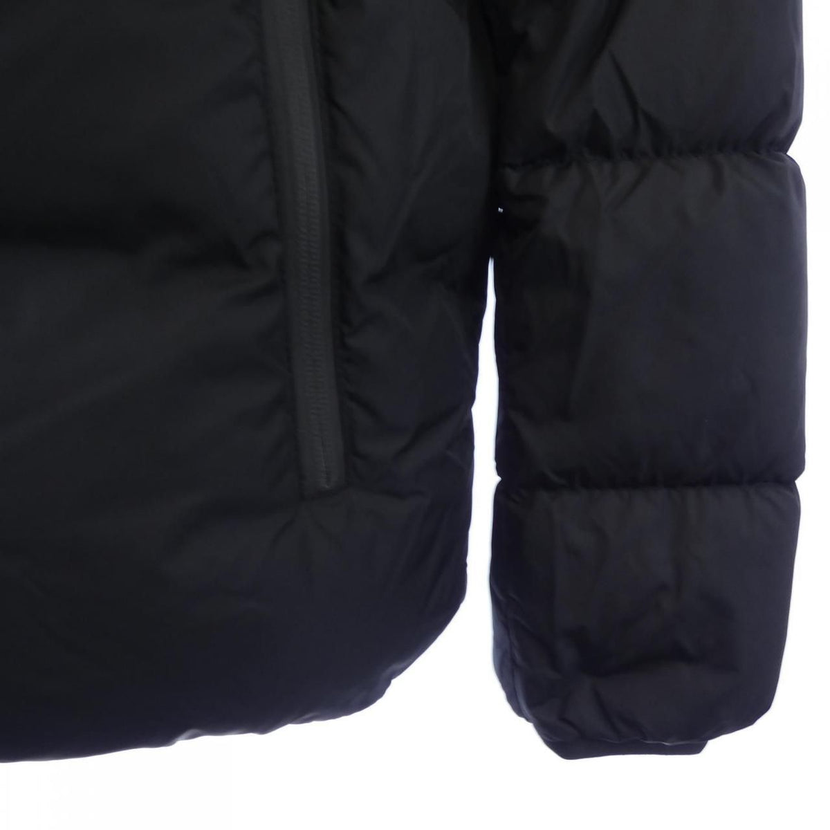 Moncler Montcla Down Jacket — view 7
