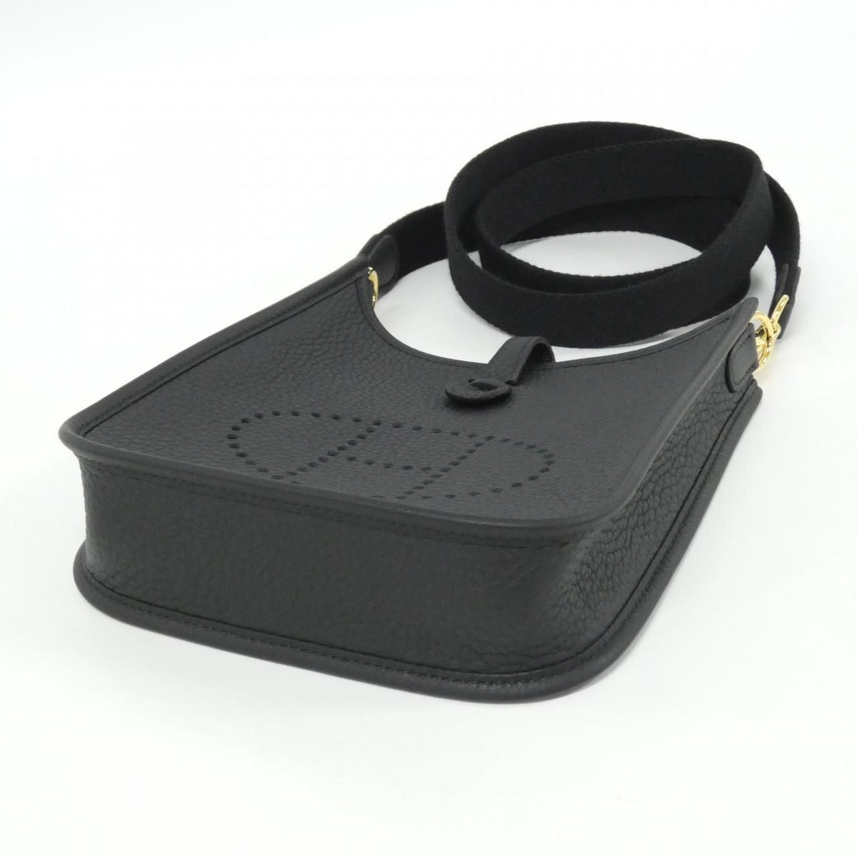 Hermes Evelyne Amazon 16 Shoulder Bag — view 3
