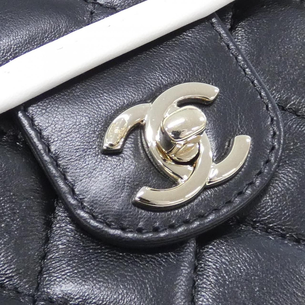 Chanel Bag Handbag Black — view 5