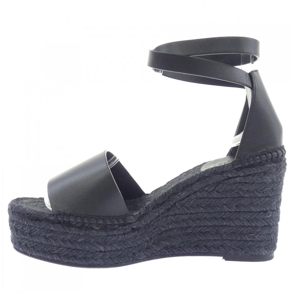 Hermes Tipoli Kelly Buckle Sandals — view 2