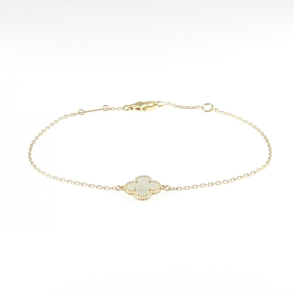 Van Cleef & Arpels Sweet Alhambra Bracelet — view 2