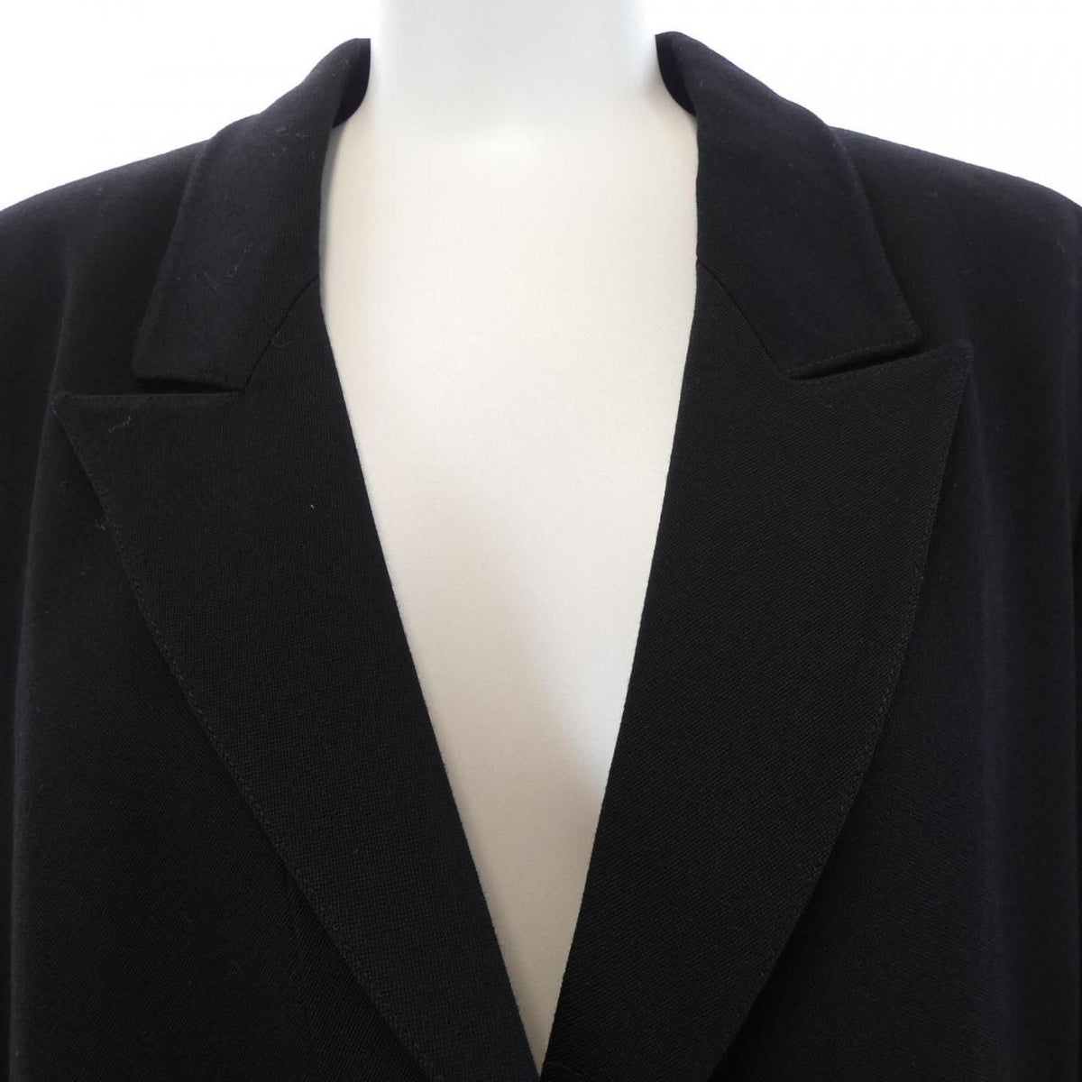 Chanel Vintage 96P Jacket — view 5