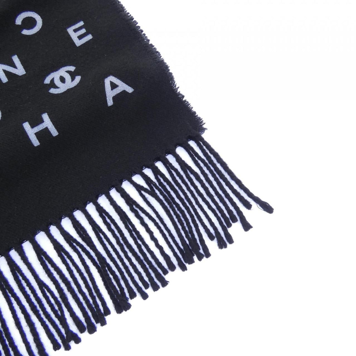 Chanel Scarf Black — view 2
