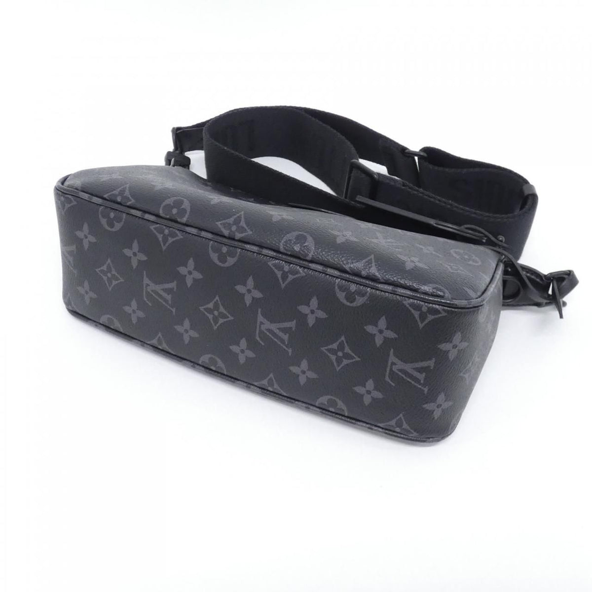 Louis Vuitton Monogram Eclipse Pochette Accessoires XL Shoulder Bag — view 3