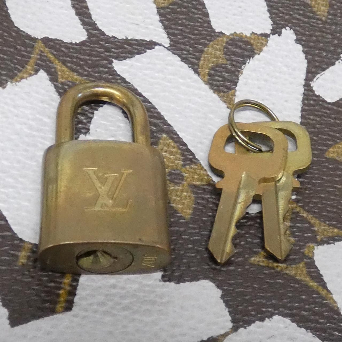 Louis Vuitton Vintage Monogram Graffiti Speedy 30 Boston Bag — view 6