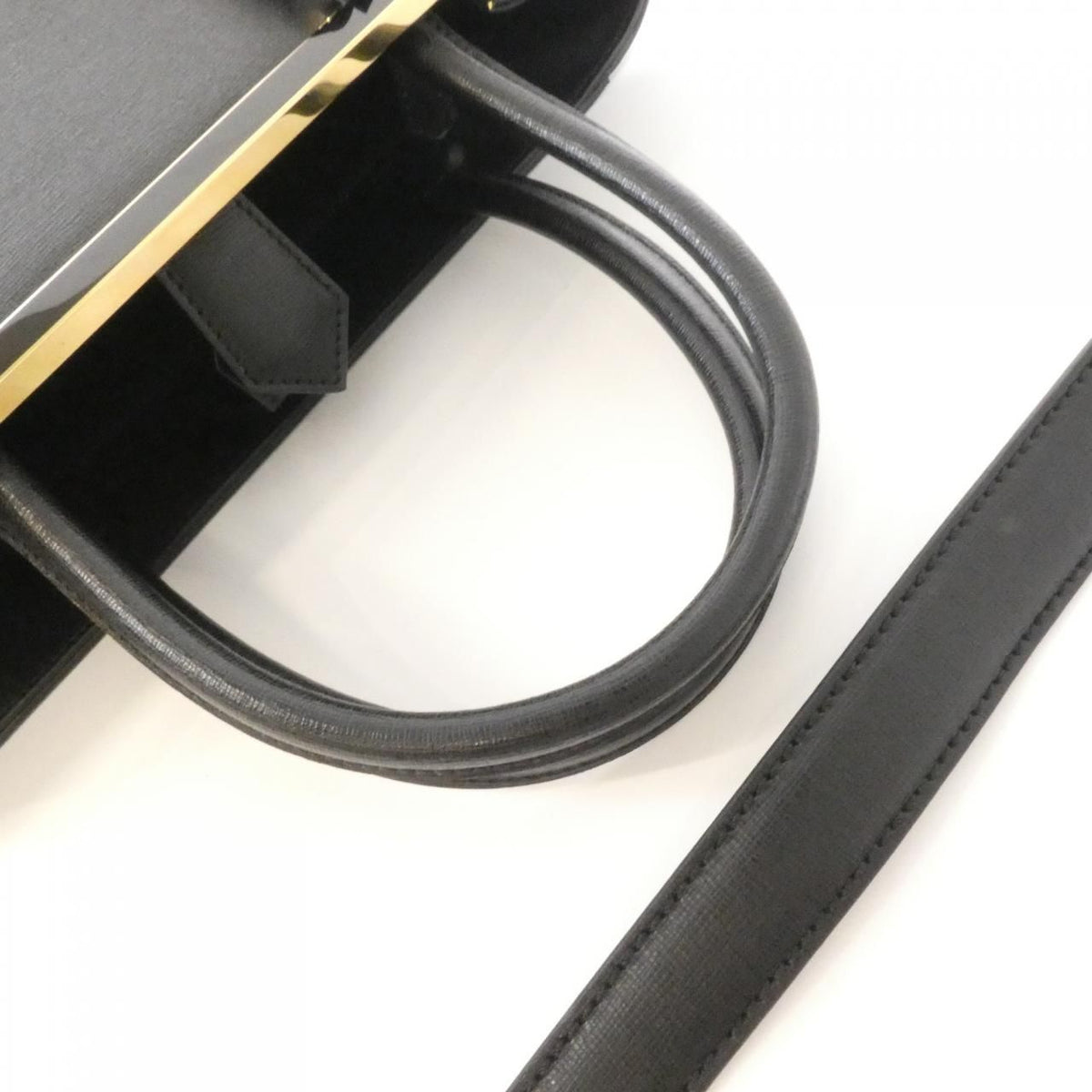 Fendi Shopping Toujours MD Bag — view 4