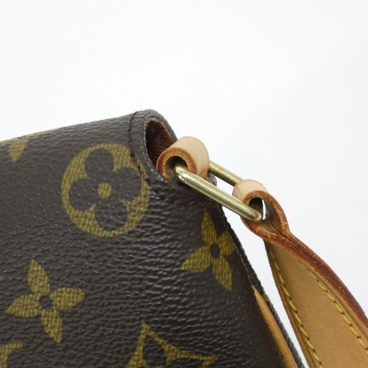 Louis Vuitton Vintage Monogram Musette Salsa — view 4