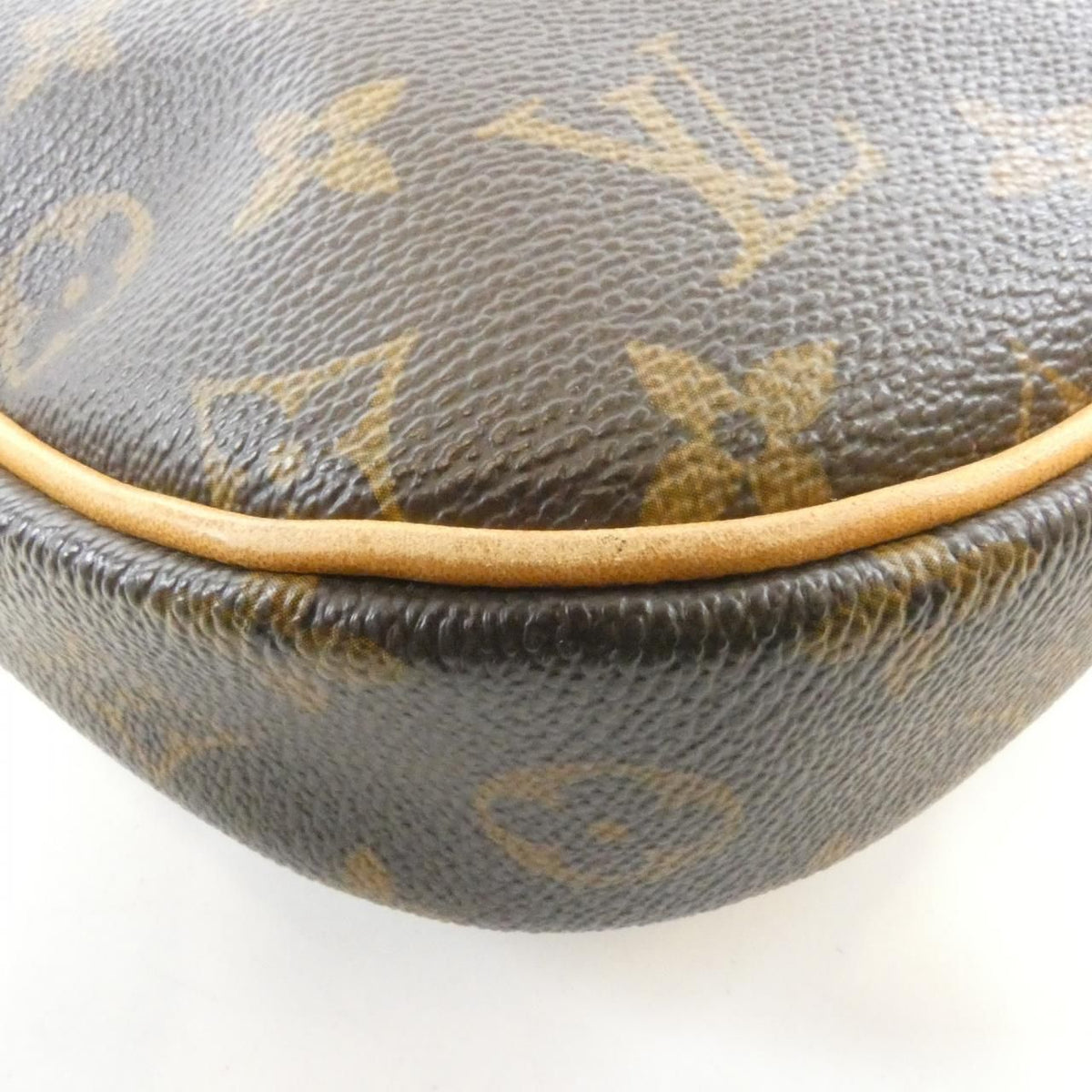 Louis Vuitton Monogram Odeon PM — view 3