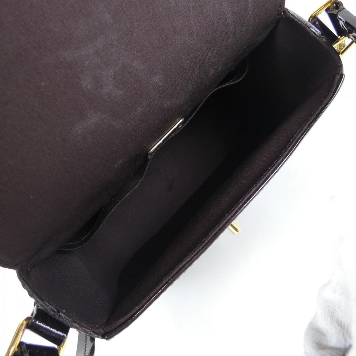 Louis Vuitton Vernis Pasadena Bag — view 8