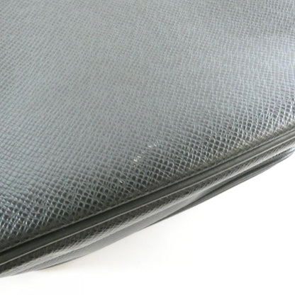 Louis Vuitton Taiga Shoulder Bag — view 5