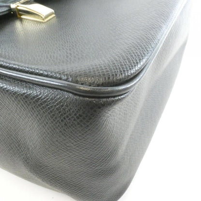 Louis Vuitton Taiga Shoulder Bag — view 3