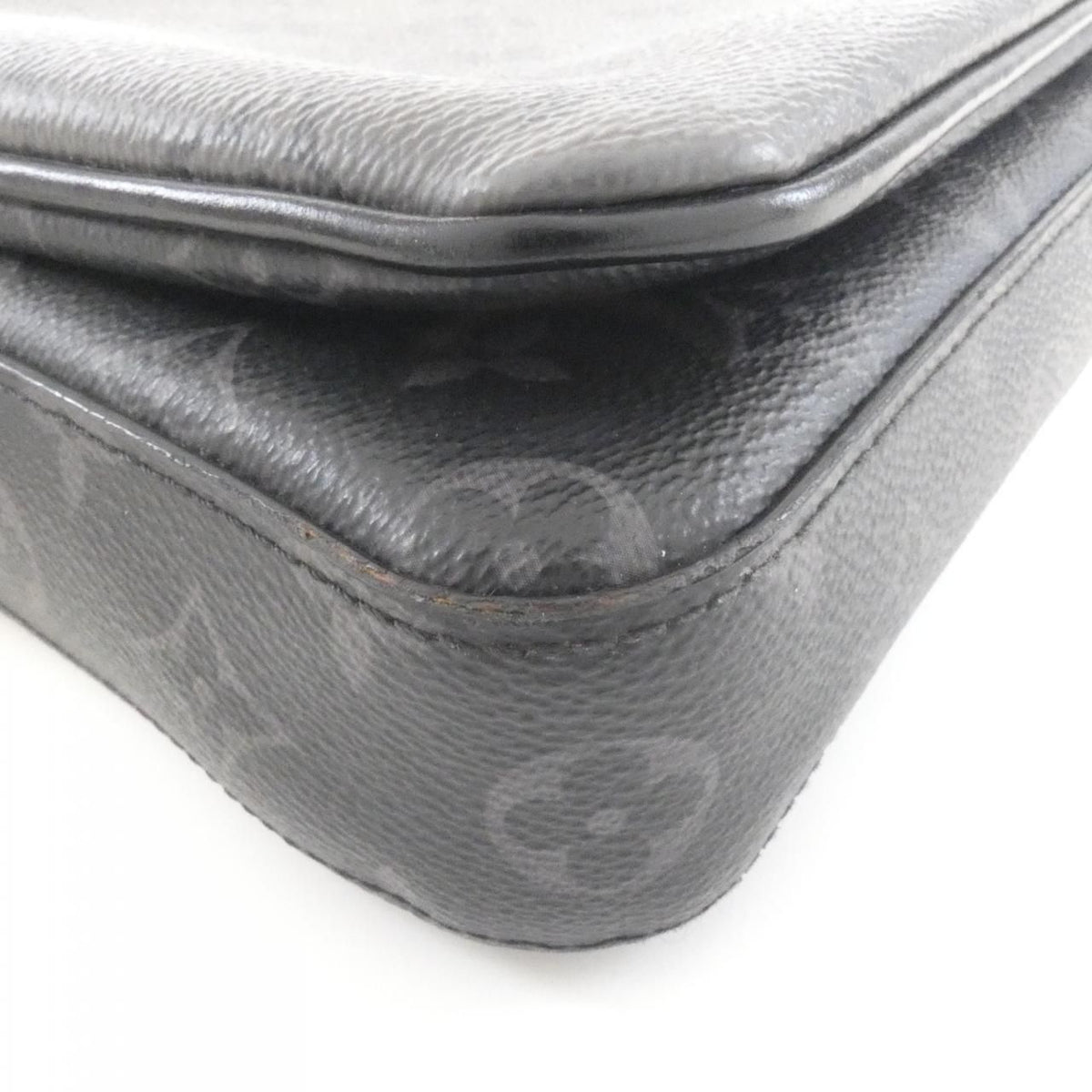 Louis Vuitton Monogram Eclipse Reverse Trio Messenger Shoulder Bag — view 3