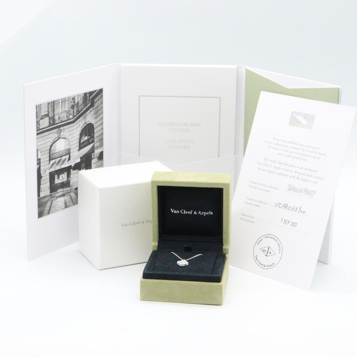 Van Cleef & Arpels Necklace Sweet Alhambra Diamond 40 18k White Gold — view 5