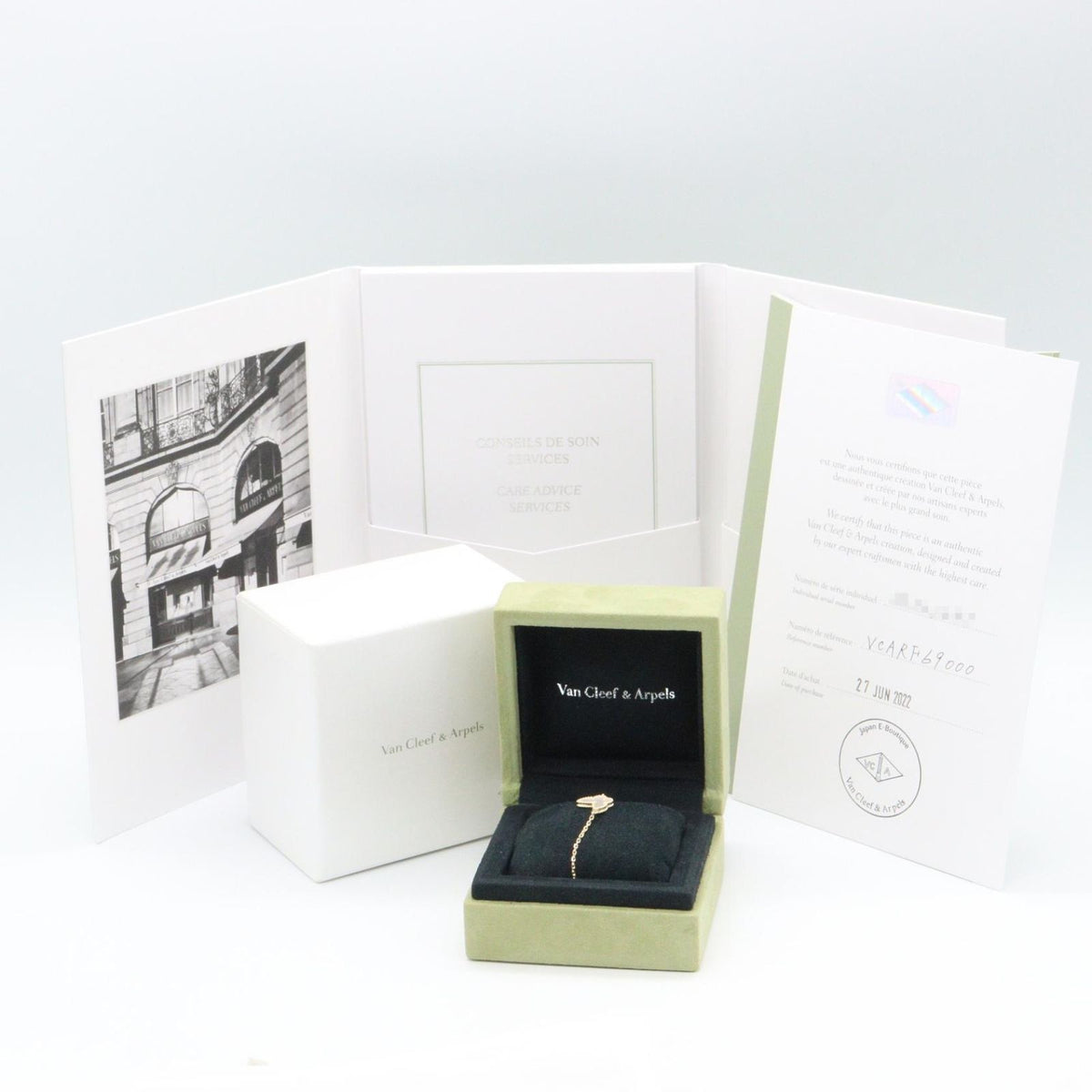 Van Cleef & Arpels Bracelet Sweet Alhambra Papillon Mother of Pearl 17 18k — view 6