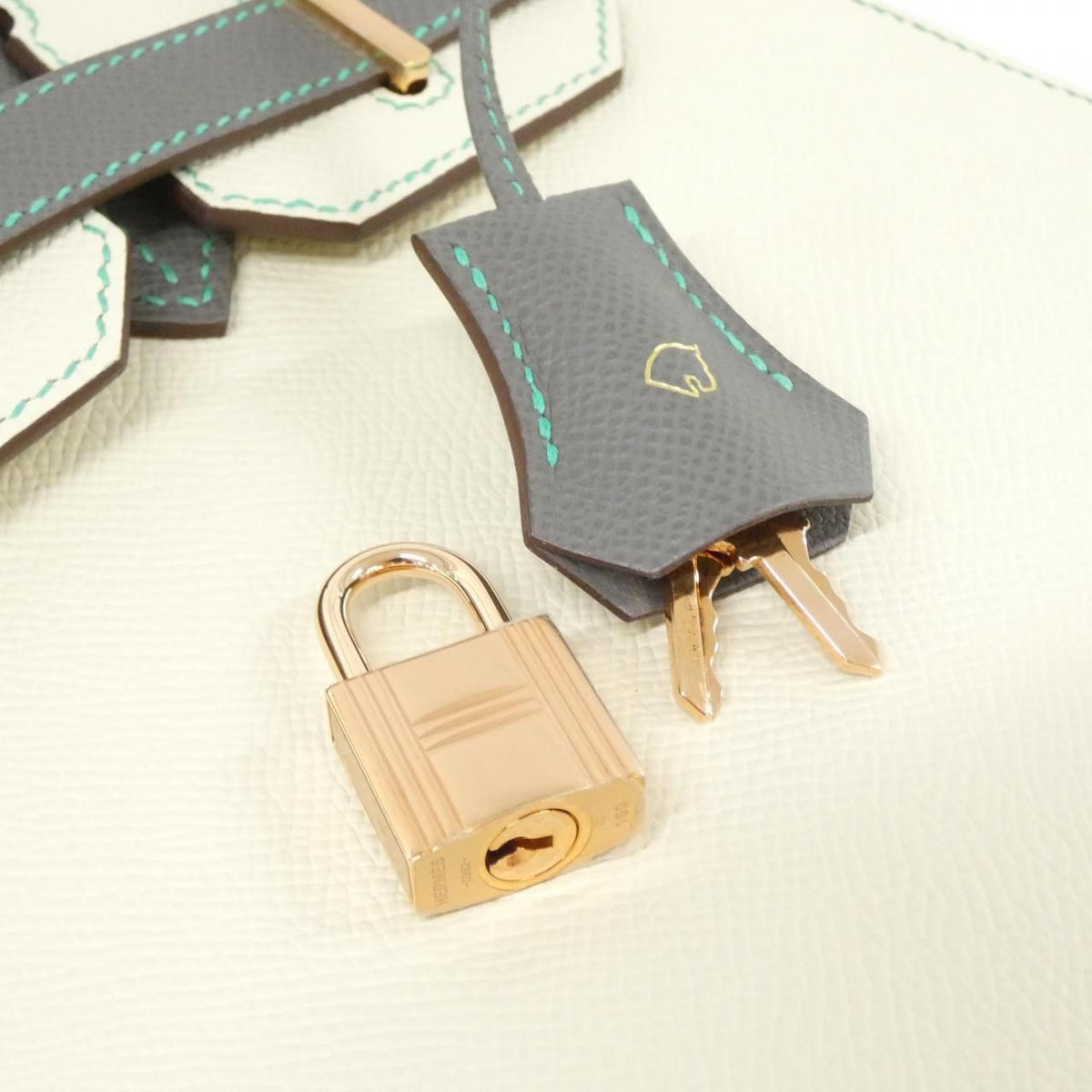 Hermes Birkin Sellier 30 Bag — view 4