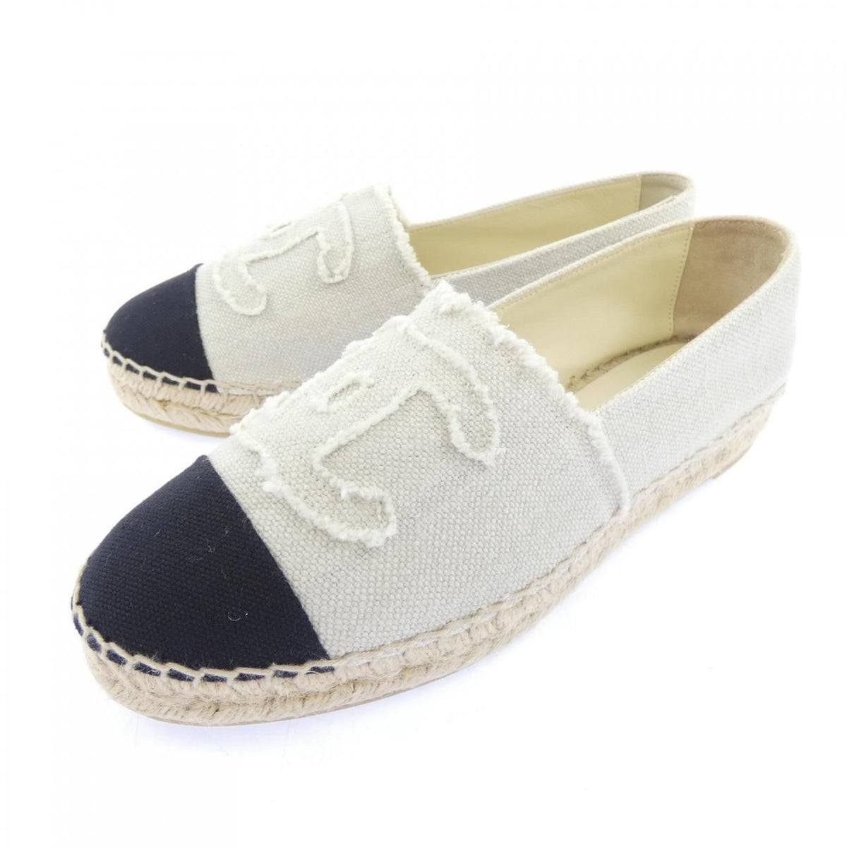 Chanel Espadrilles Shoes Beige — view 3