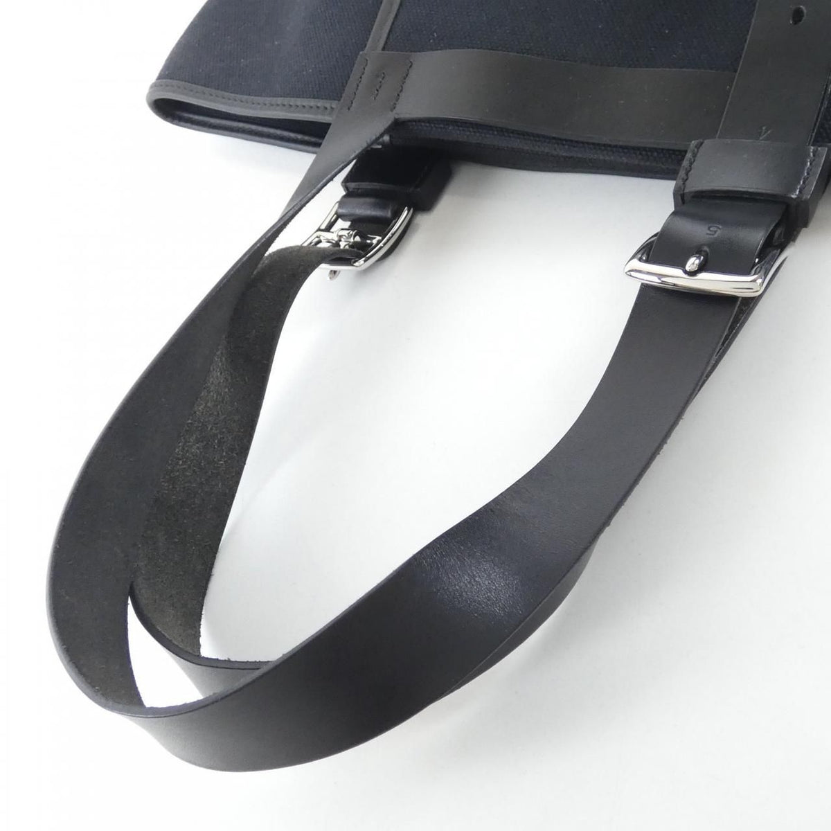 Hermes Etriviere Pocket 27 Bag — view 4