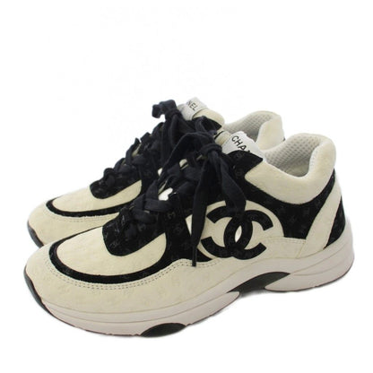 Chanel CC Logo Sneakers Suede White Black