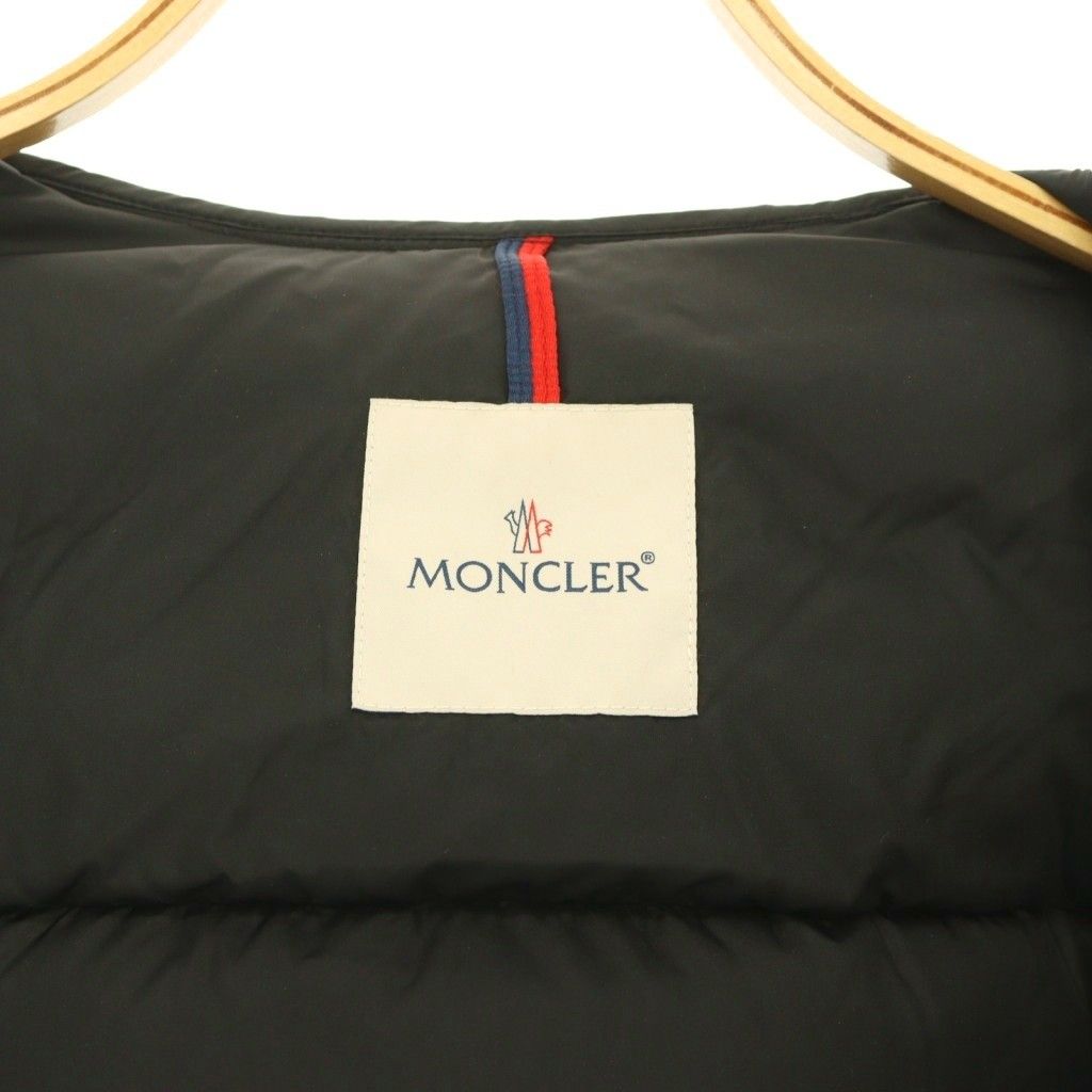 Moncler Arvouin Down Jacket Nylon Outer Hood Logo Accent Black 1 — view 5