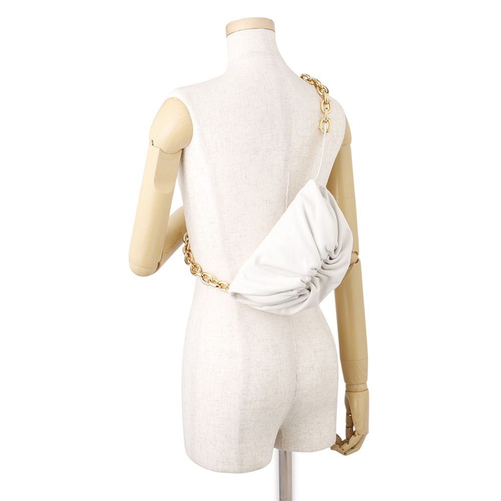 Bottega Veneta Belt Bag the Chain Pouch Calfskin White — view 5