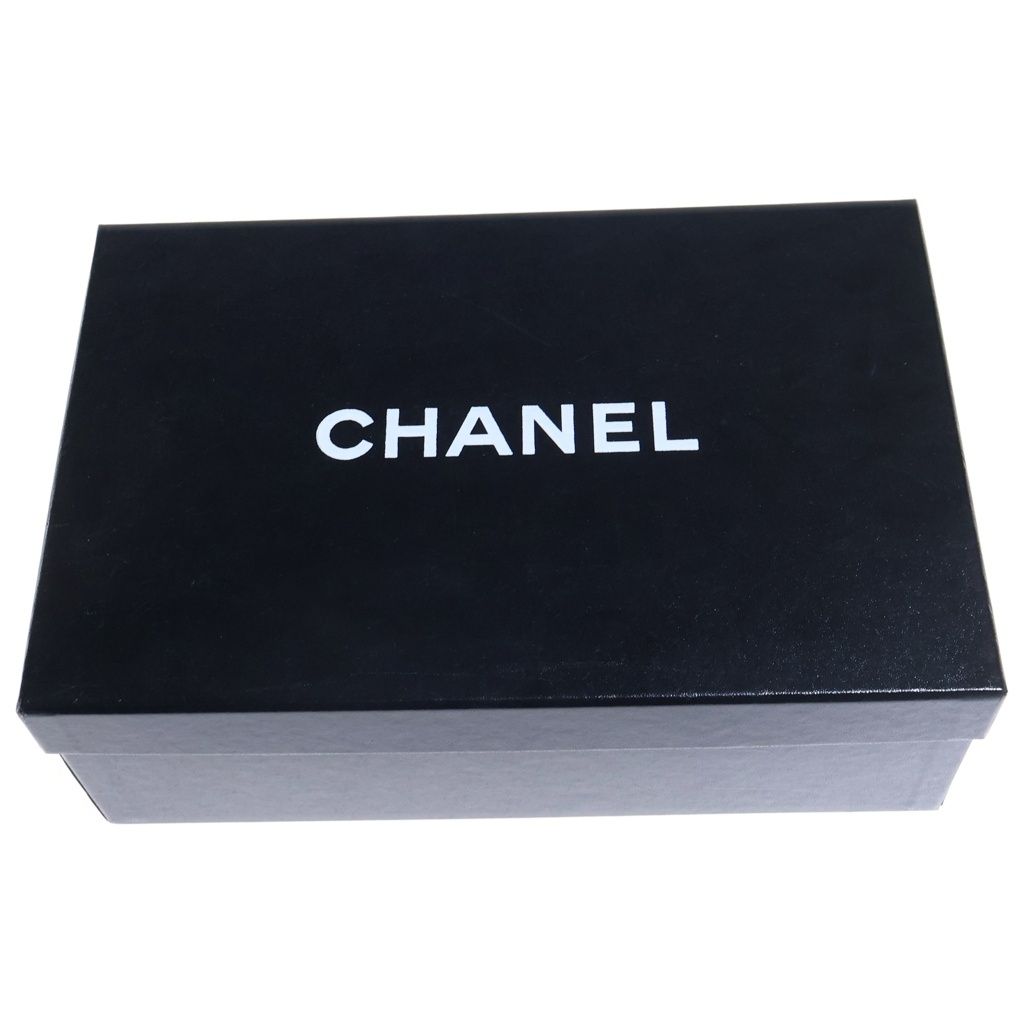 Chanel CC Logo Leather Opera Flat Shoes Black — view 7