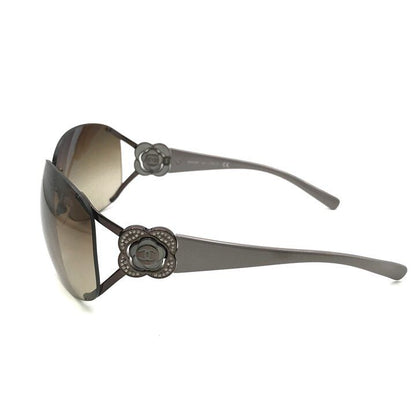 Chanel CC Logo Sunglasses Eyewear Rhinestone Camellia — view 5