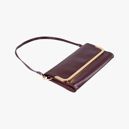 Louis Vuitton Rossmore MM Amarante Vernis — view 5