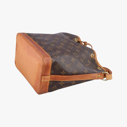 Louis Vuitton Noe BB Monogram Brown Canvas Bucket Bag — view 4