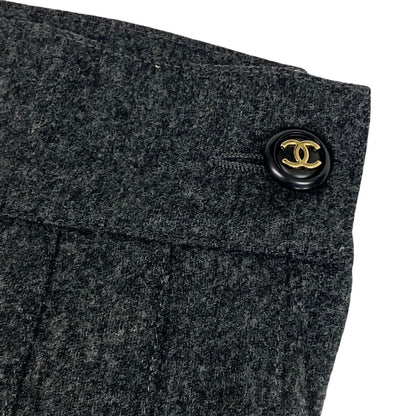 Chanel 90S CC Logo Button Pleated Skirt Gray Wool 40 — view 7