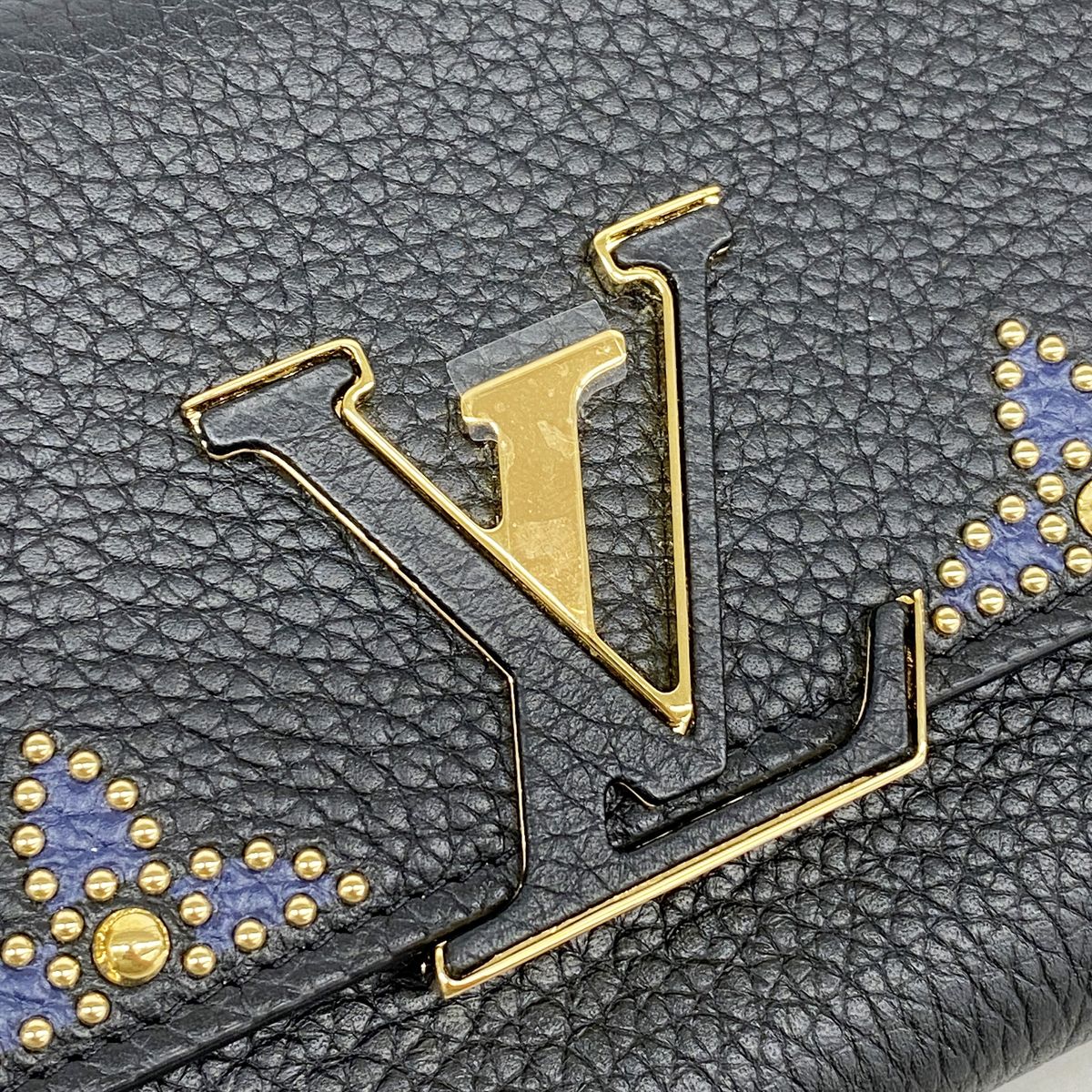 Louis Vuitton Wallet Taurillon Portefeuille Capucines Black — view 7