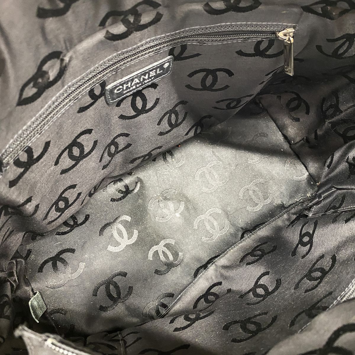 Chanel Tote Bag Cambon Lambskin Brown Black Silver — view 4