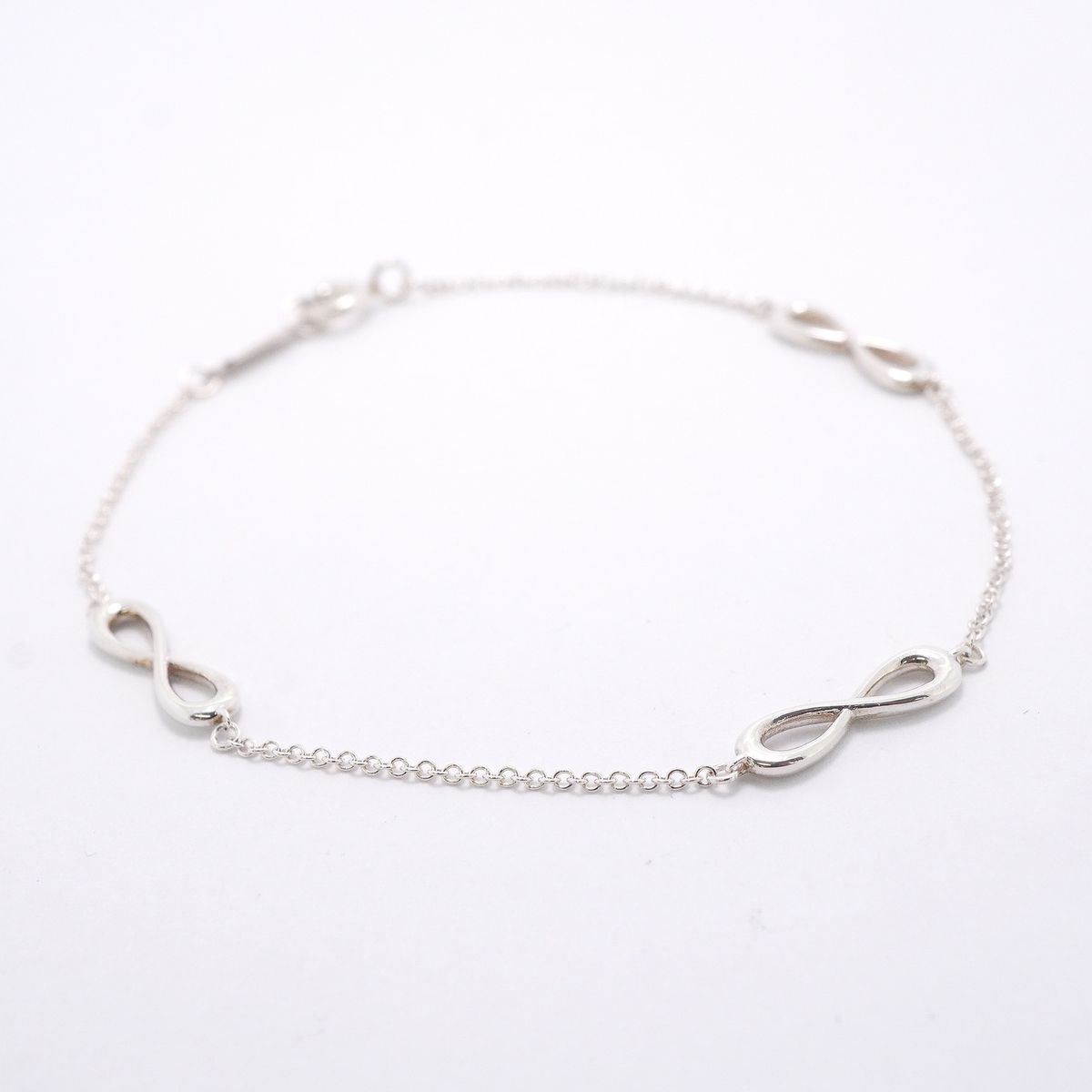 Tiffany & Co Bracelet Infinity Dress 925 Sterling Silver — view 2