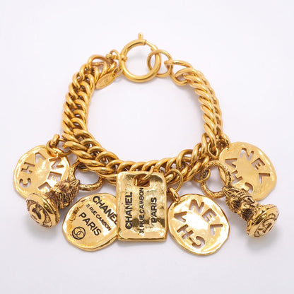 Chanel Bracelet Vintage CC Logo Gold Plated — view 3