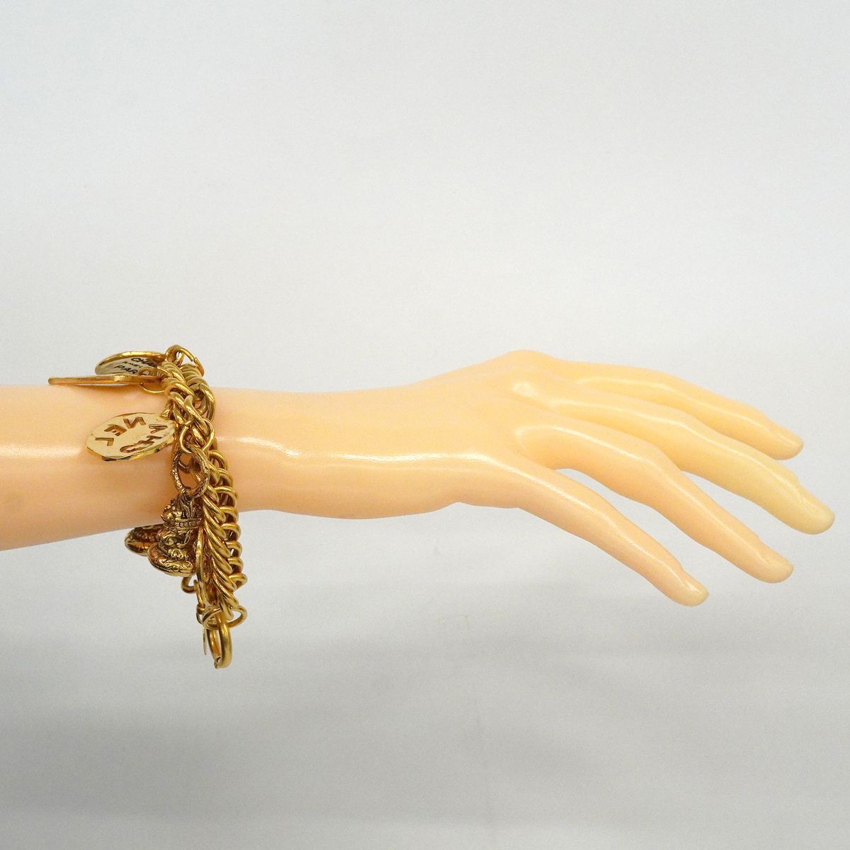 Chanel Bracelet Vintage CC Logo Gold Plated — view 6