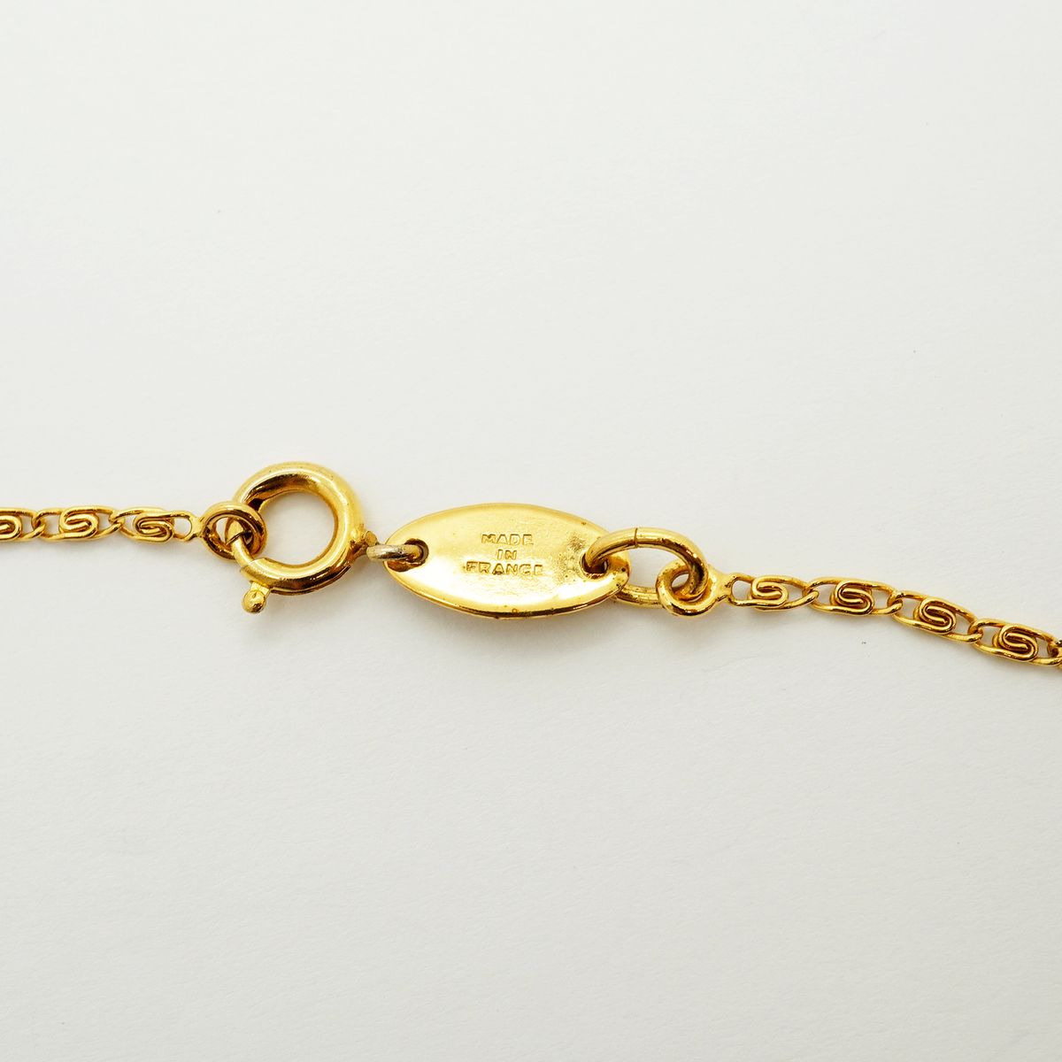 Chanel Necklace Vintage CC Logo Gold Plated — view 5