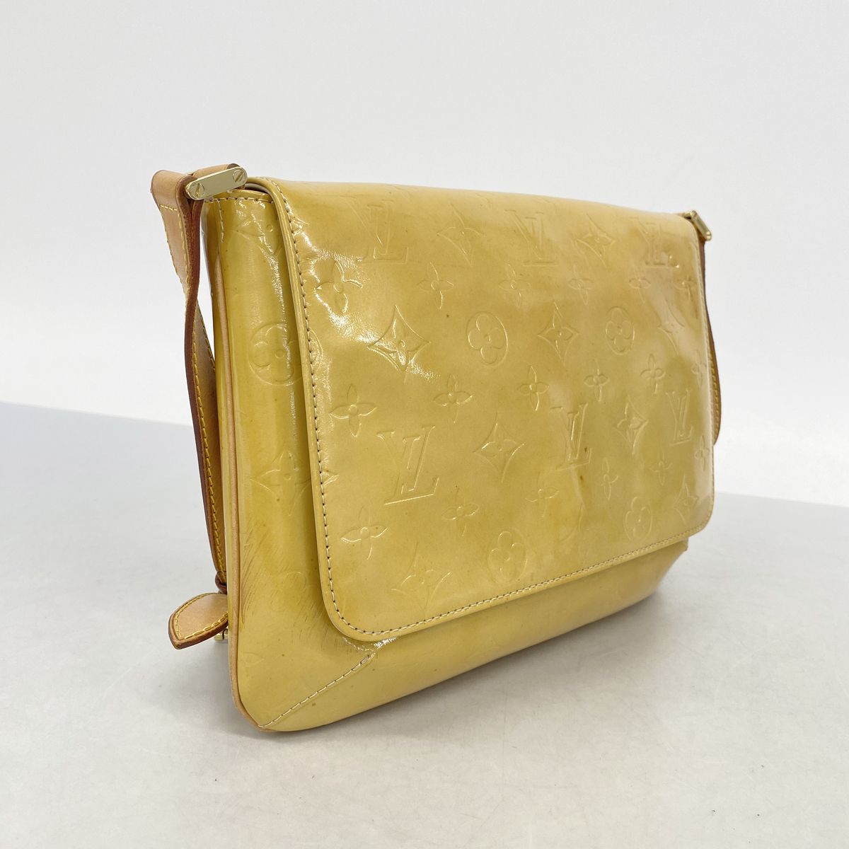 Louis Vuitton Shoulder Bag Vernis Thompson Street Beige — view 2