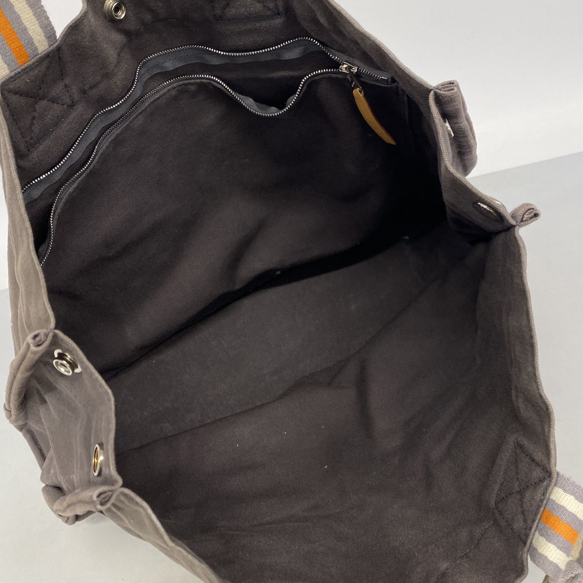 Hermes Tote Bag Fourre Tout MM Canvas Gray Silver — view 4