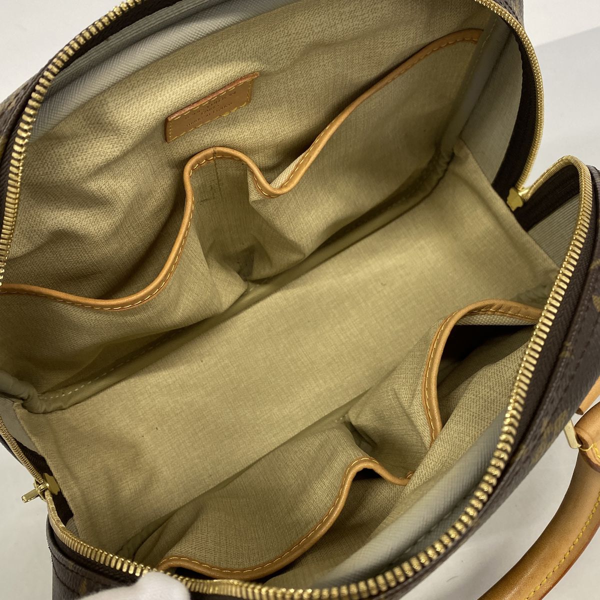 Louis Vuitton Handbag Monogram Trouville Brown — view 4