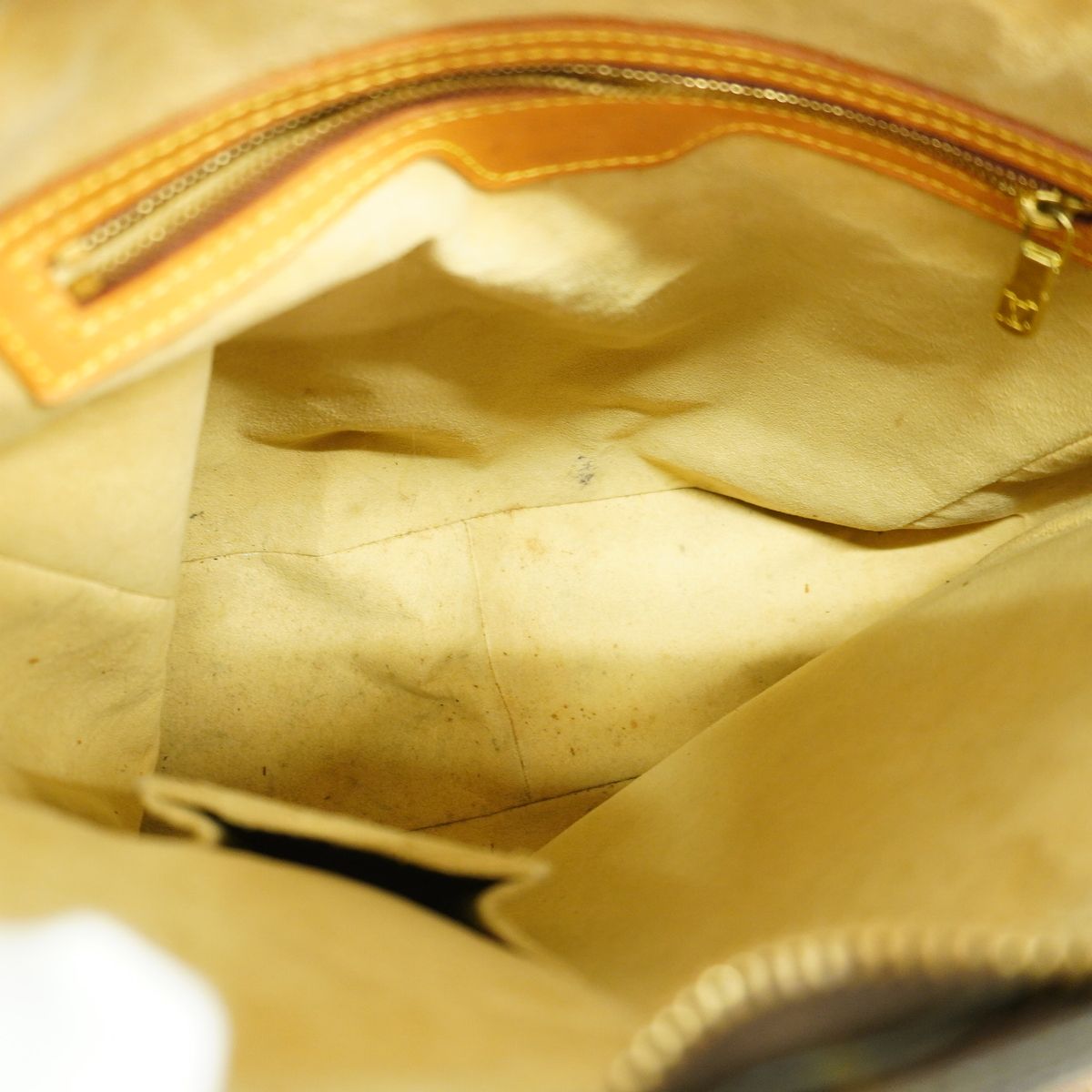Louis Vuitton Shoulder Bag Monogram Looping GM Brown — view 4
