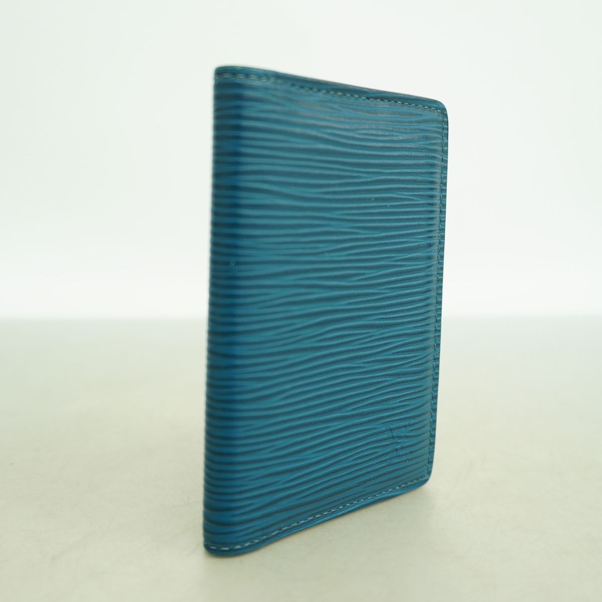 Louis Vuitton Card Case Epi Pocket Organizer Blue Celeste — view 2