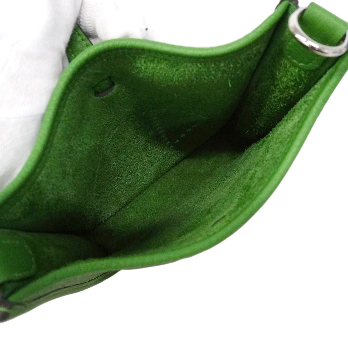Hermes Shoulder Bag Evelyne TPM Taurillon Clemence Vert Yucca Silver — view 4