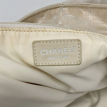 Chanel Tote Bag New Travel Nylon Beige Silver — view 5