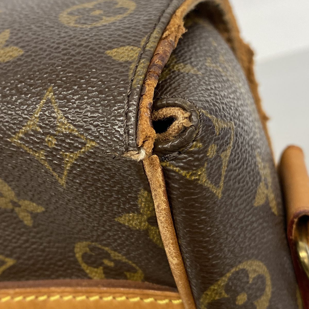 Louis Vuitton Shoulder Bag Monogram Abbesses Brown — view 6