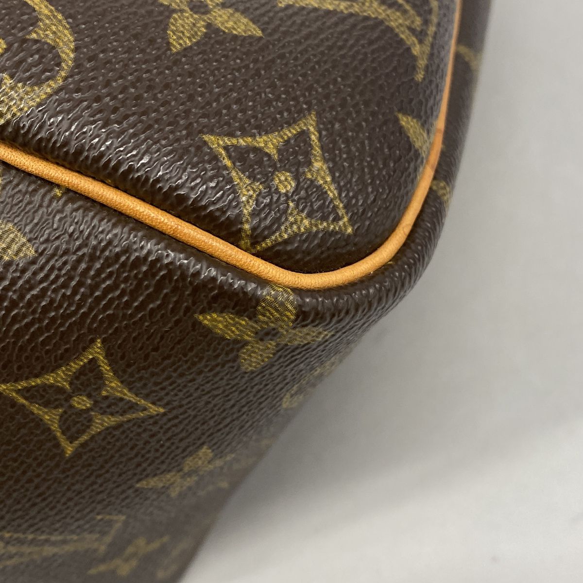 Louis Vuitton Handbag Monogram Deauville Brown — view 7
