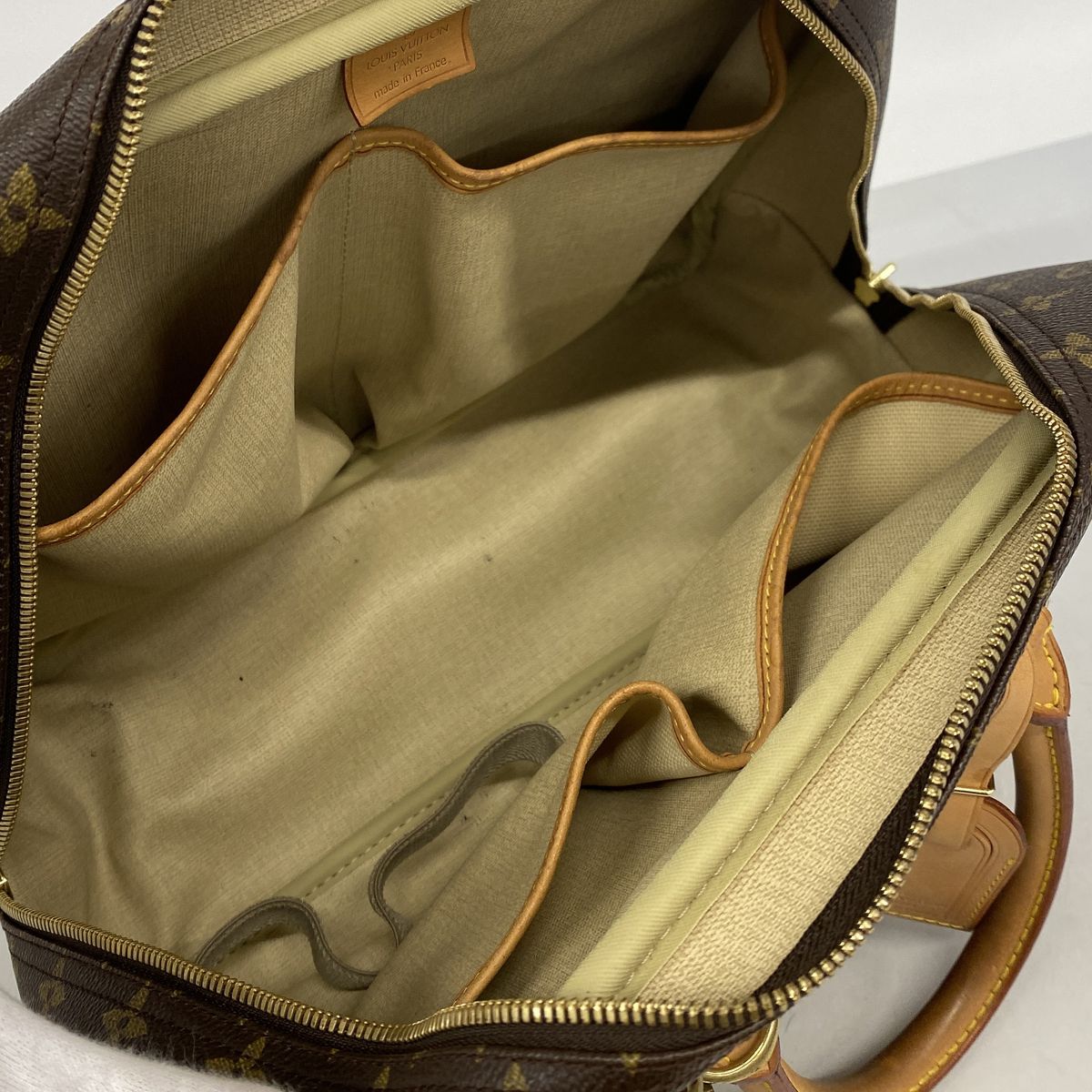 Louis Vuitton Handbag Monogram Deauville Brown — view 4