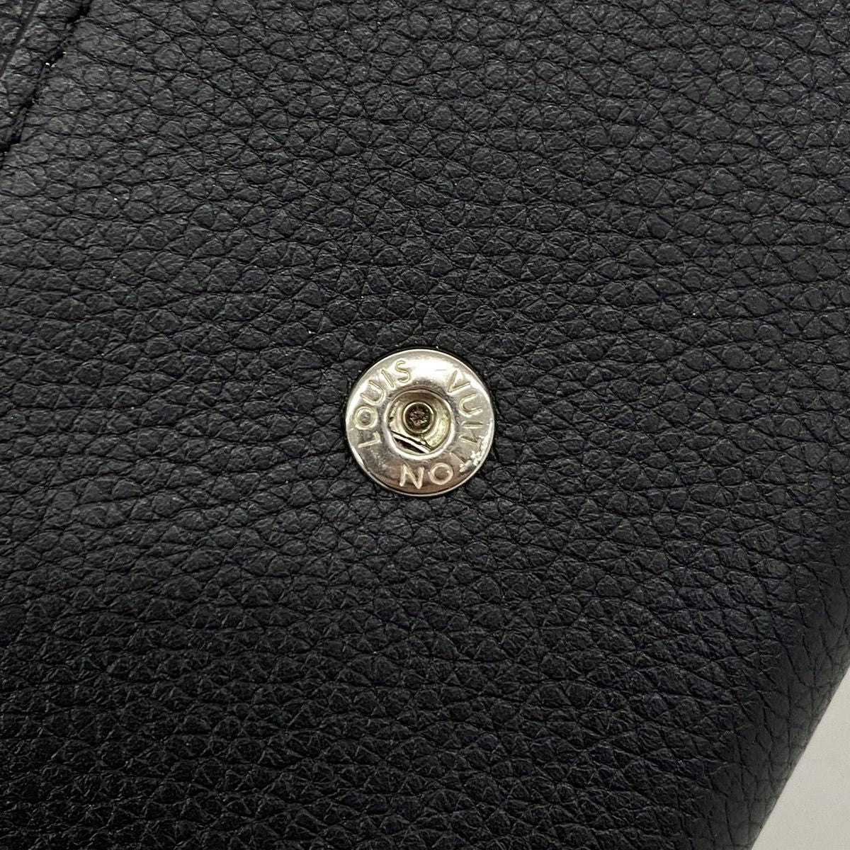 Louis Vuitton Trifold Wallet Portefeuille Lock Mini Noir — view 5